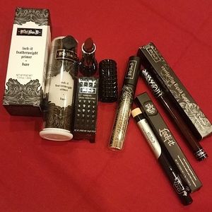 WEEKEND SALE!! 💋💘🖤KAT VON D MAKEUP BUNDLE NIB